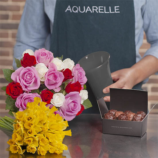 The Perfect Trio - Roses, vase, rochers and 30 free daffodils