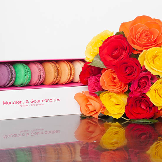 Assortment of macaroons and 15 roses 2
