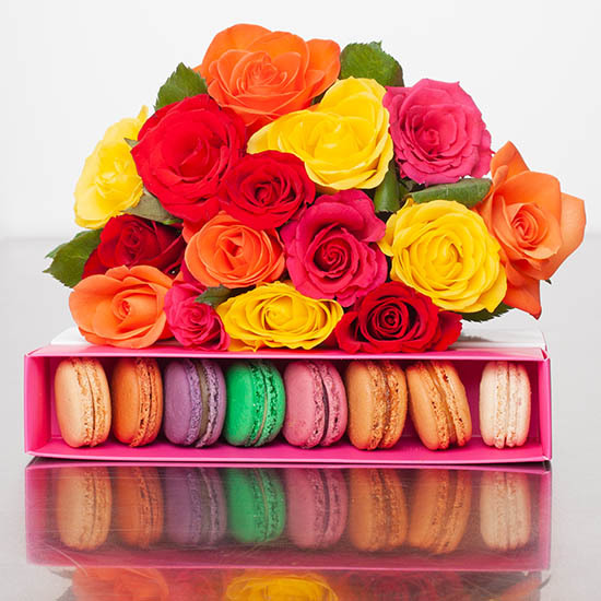 Assortment of macaroons and 15 roses