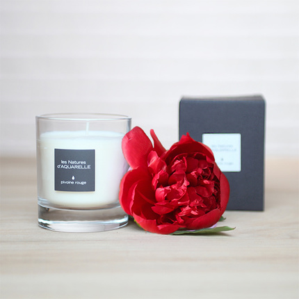 Red peony scented candle