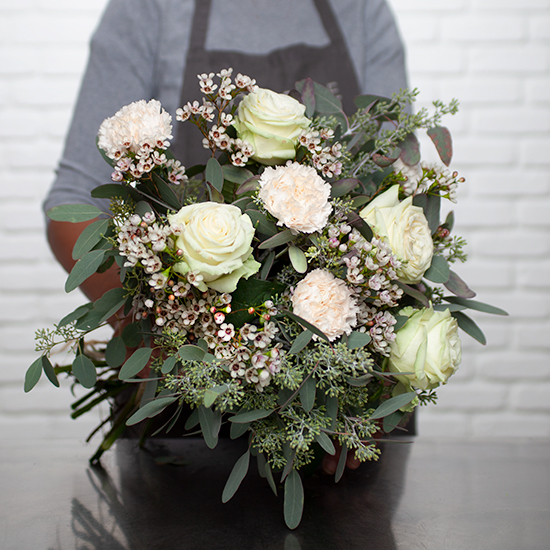 Bouquet blanc de saison - Livraison de fleurs express