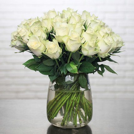 Bouquet de roses blanches - Livraison à domicile | Aquarelle