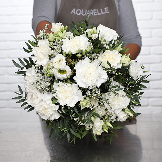Le Bouquet Blanc Printemps : Fleurs de Saison pour une Livraison Fraîche et Élégante