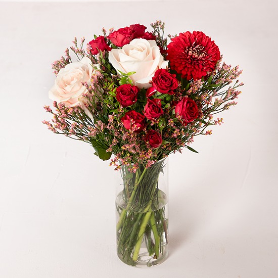 Petit bouquet Saint-Valentin Roses rouges, rose rose et germinis 2