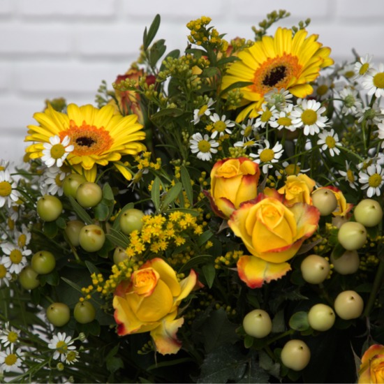 Encanto Amarillo - Ramo de flores amarillas a domicilio 3