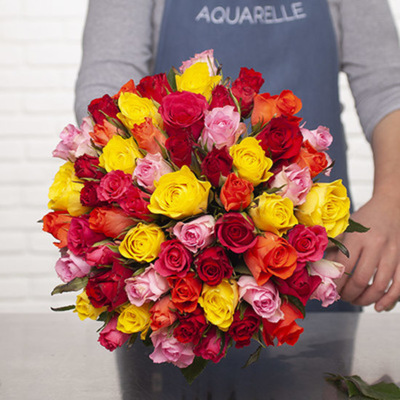 Ramo de rosas de colores