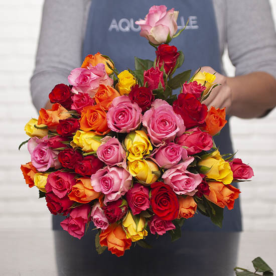 Ramo de rosas de colores