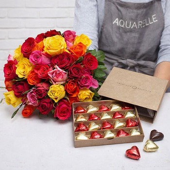 Rosas y chocolates para el dia de la madre