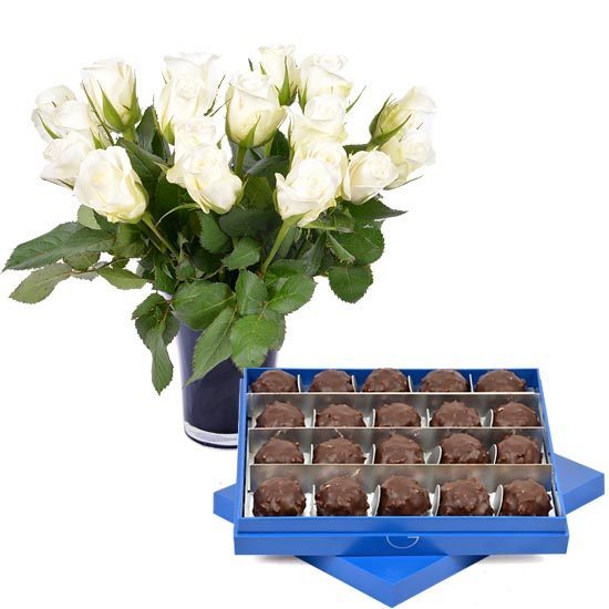 Dark Ecuador Chocolate Rochers + 20 roses and a vase