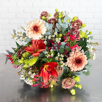 Steenbok Boeket – Intense en elegante bloemcompositie van de dierenriem