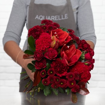 Kollektion Monochrome – Roter Blumenstrauß