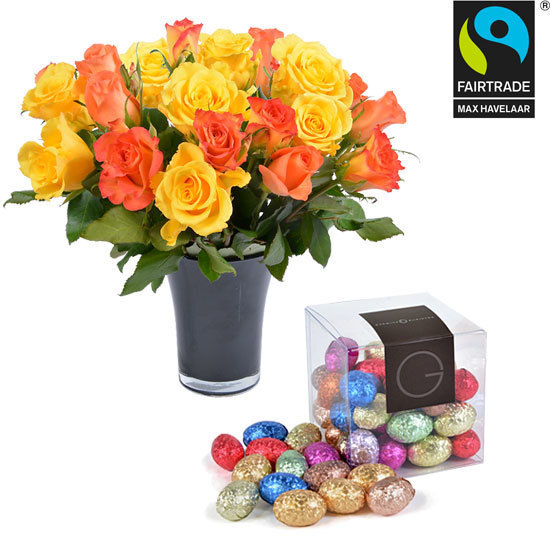Cube of mini Easter eggs and roses