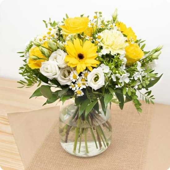 Same day delivery available with the Limonchello Bouquet.