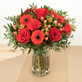 Send the Ruby Bouquet for Home Delivery in Spain
