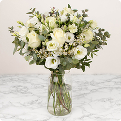 Bouquet d'œillets blancs - Livraison de fleurs deuil